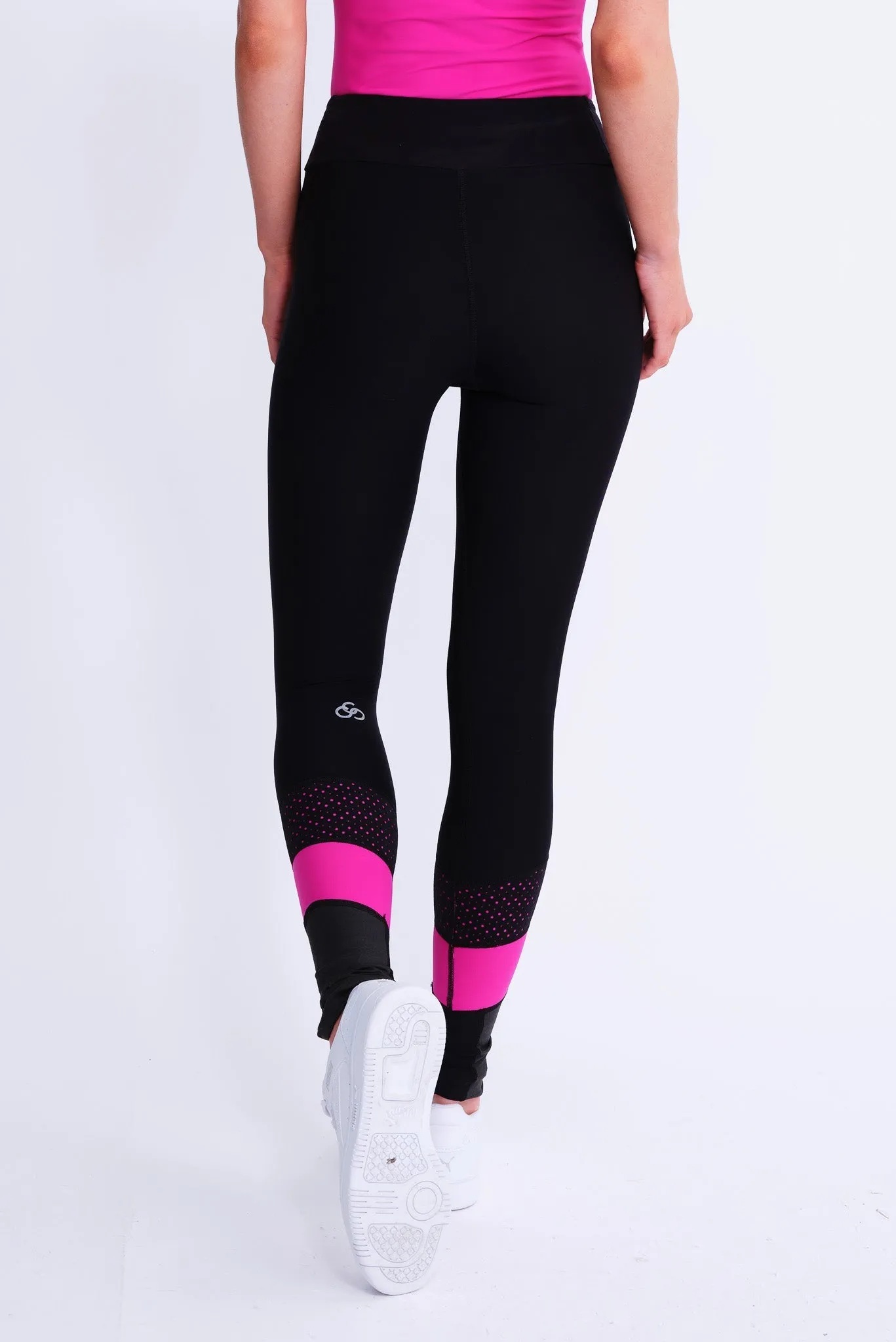 Desire Non-Slip Leggings in Fuchsia