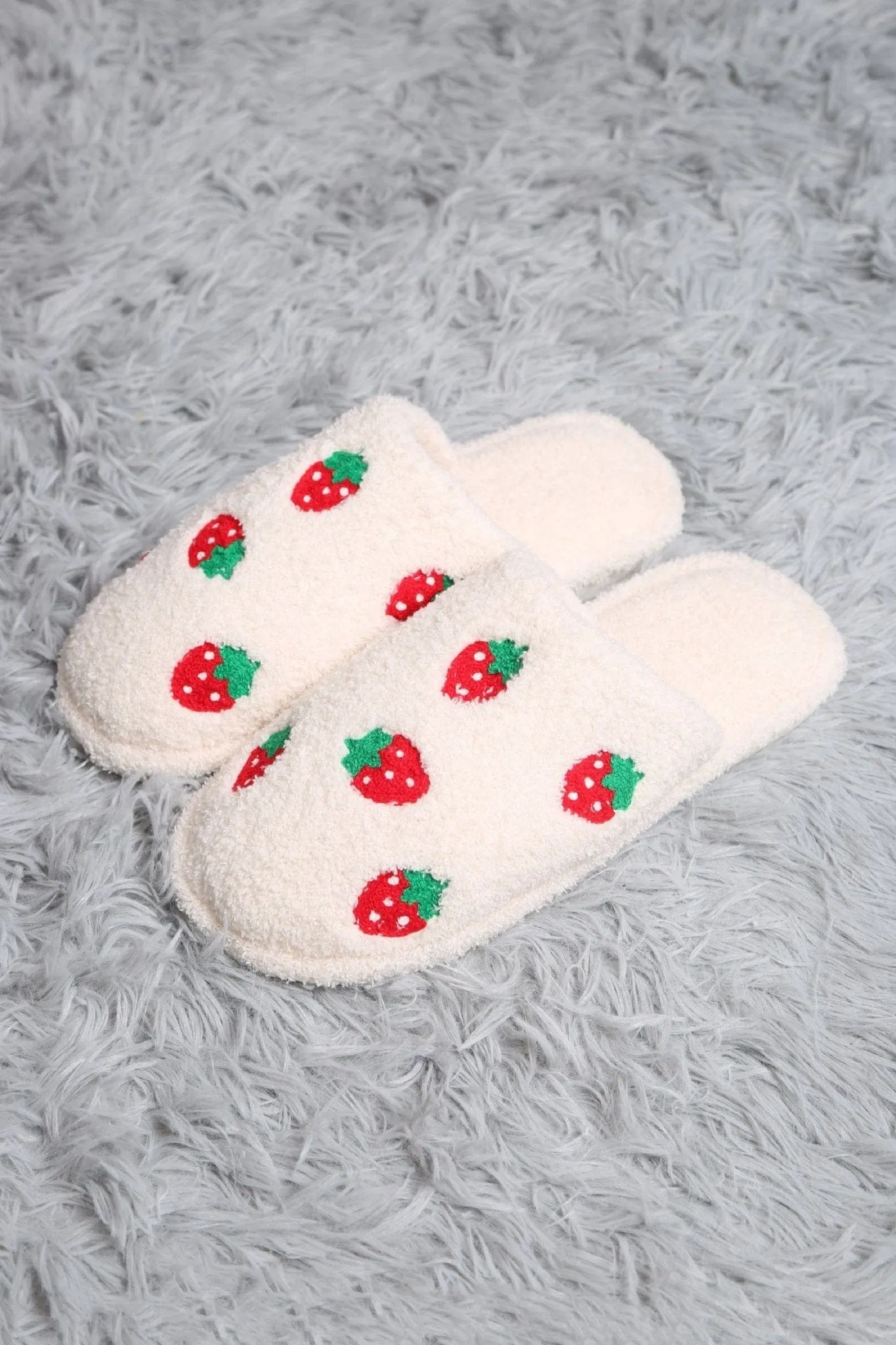 JCL4204-01 Super Lux Strawberry Slippers