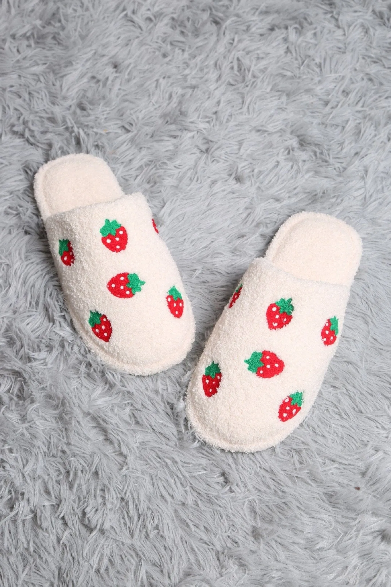 JCL4204-01 Super Lux Strawberry Slippers